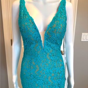 Jovani size 2 Prom Dress